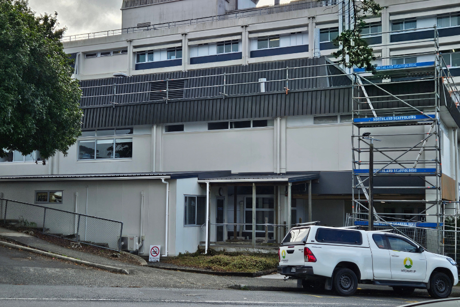 Building washing - Whangarei hospital